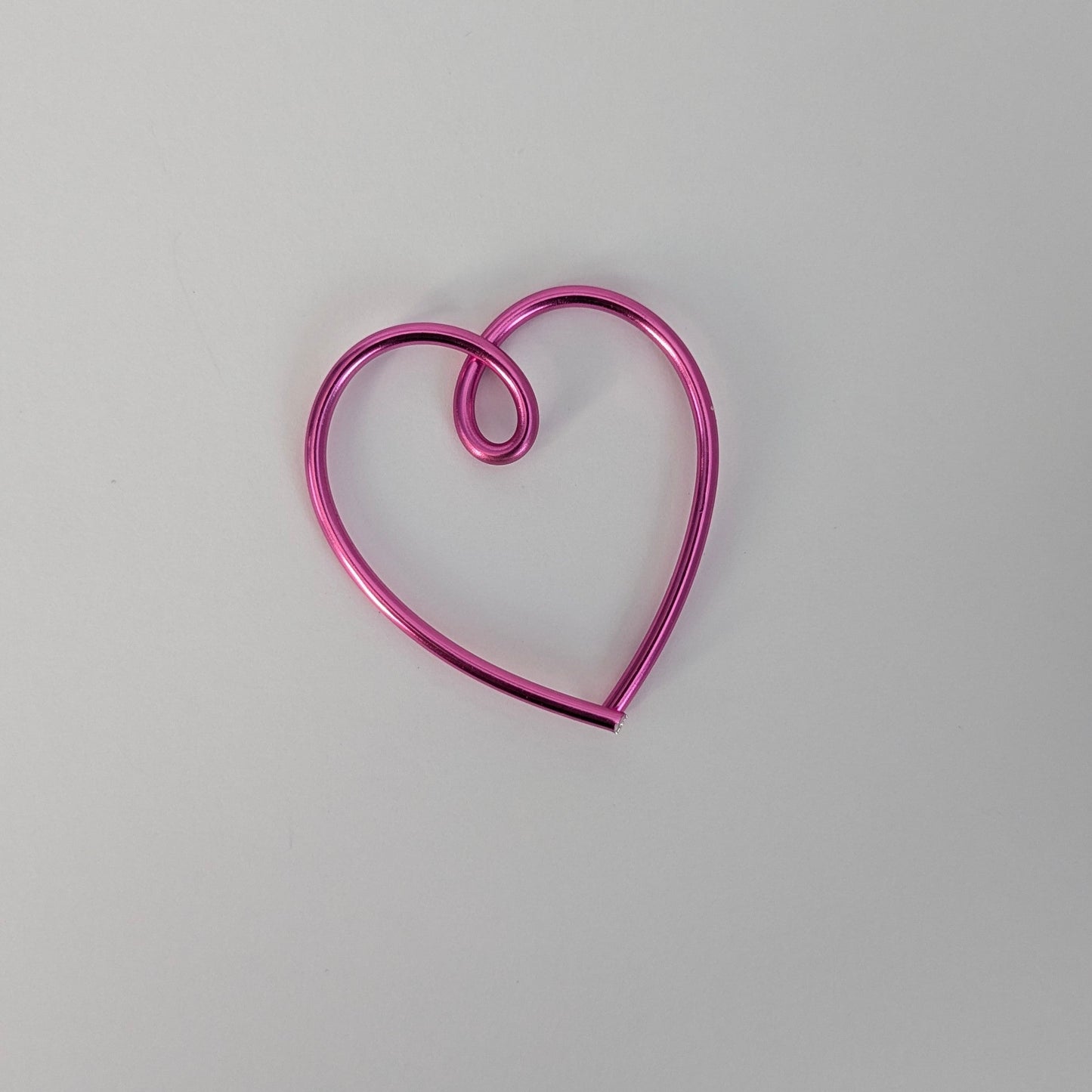 Mini Wire Heart Favours x 12