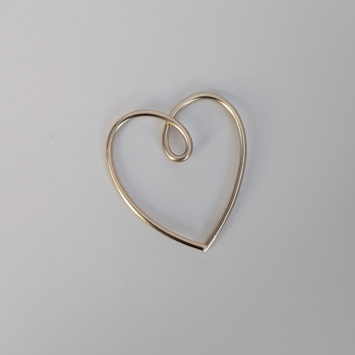 Mini Wire Heart Favours x 12