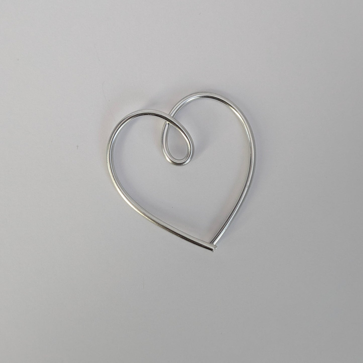 Mini Wire Heart Favours x 12