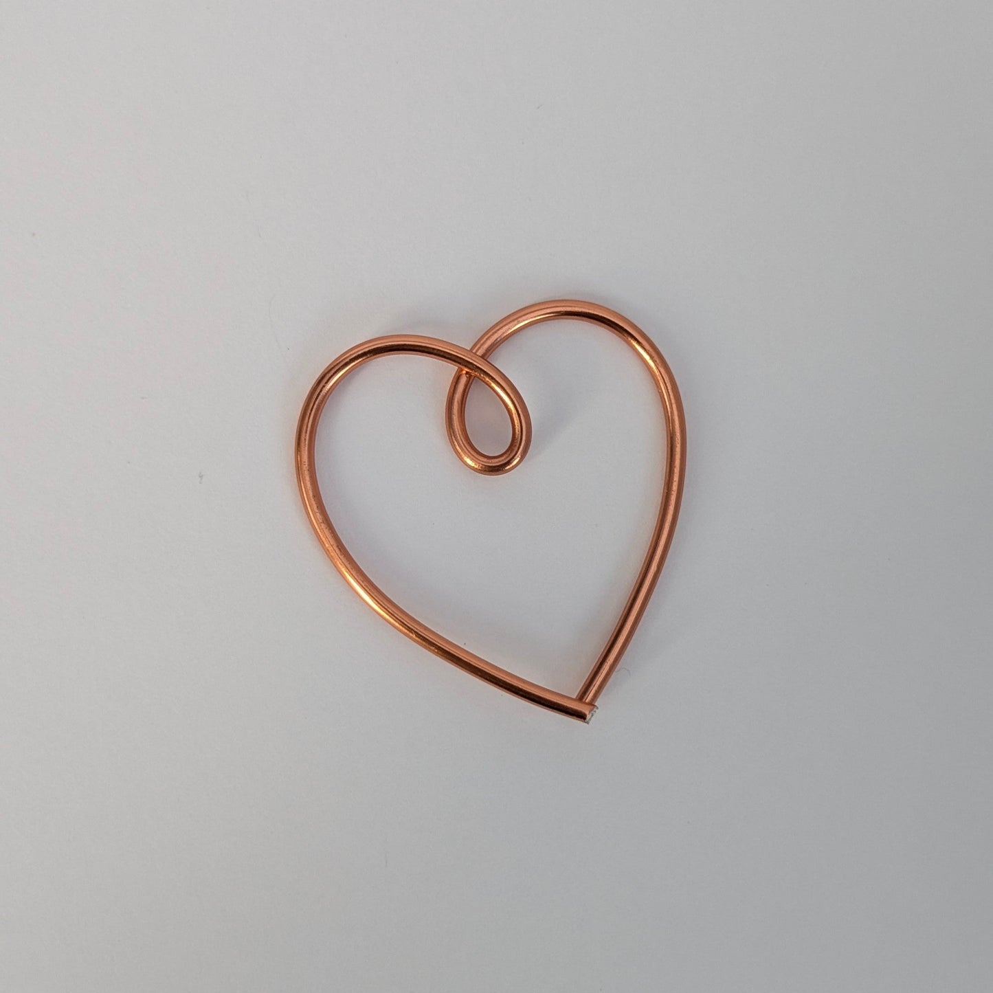 Mini Wire Heart Favours x 12