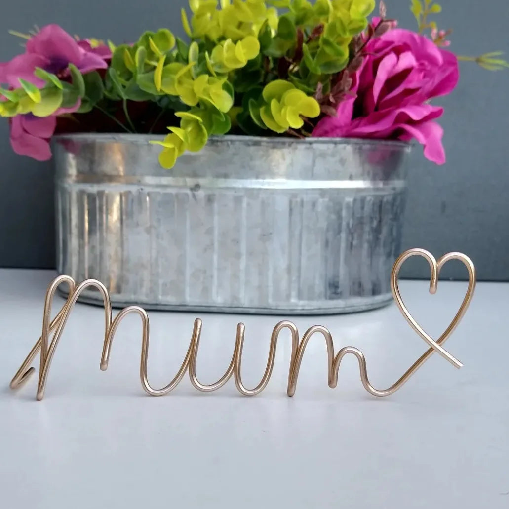 Freestanding Wire Mum Sign