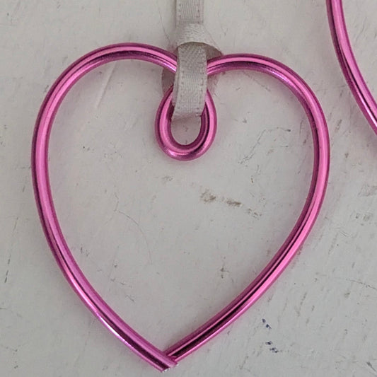 Mini Wire Heart Favours x 12